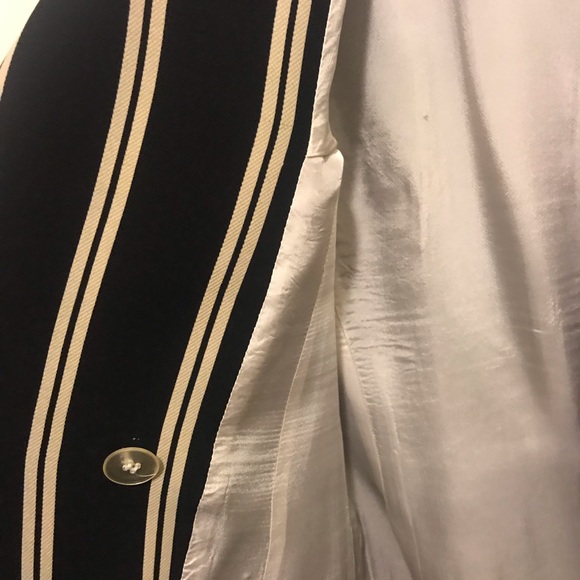 Laurel Double Breasted Blazer - Picture 4 of 8